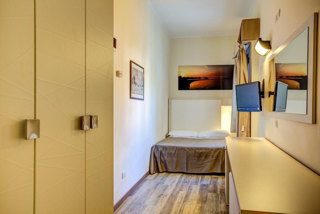 Hotel Major Cattolica Room photo