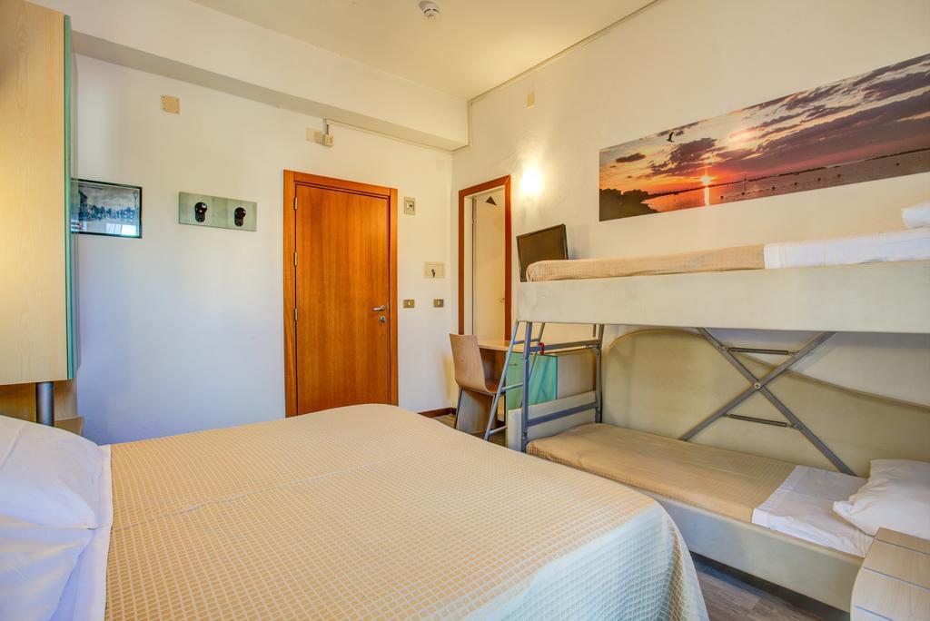 Hotel Major Cattolica Room photo